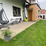 Relax Na Statku U Orlicke Prehrady 아파트 Klucenice