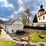 Relax Na Statku U Orlické Přehrady Appartement Klucenice