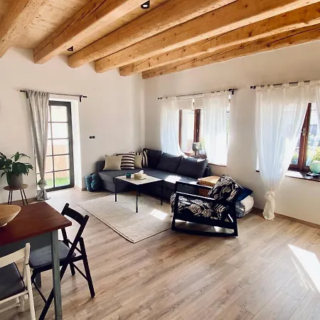 Relax Na Statku U Orlické Přehrady Appartement Klucenice