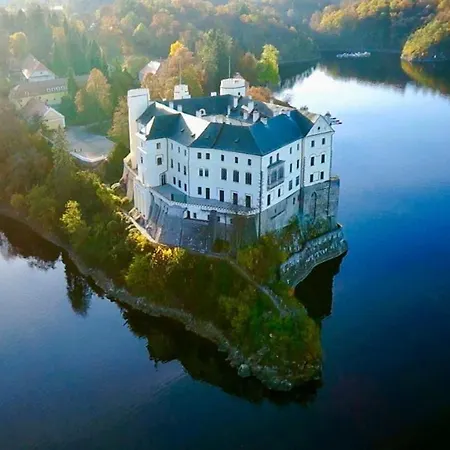 Relax Na Statku U Orlicke Prehrady Klucenice