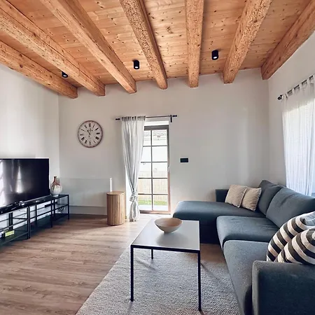 Relax Na Statku U Orlicke Prehrady Διαμέρισμα Klucenice