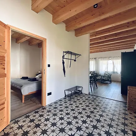 Relax Na Statku U Orlicke Prehrady Διαμέρισμα