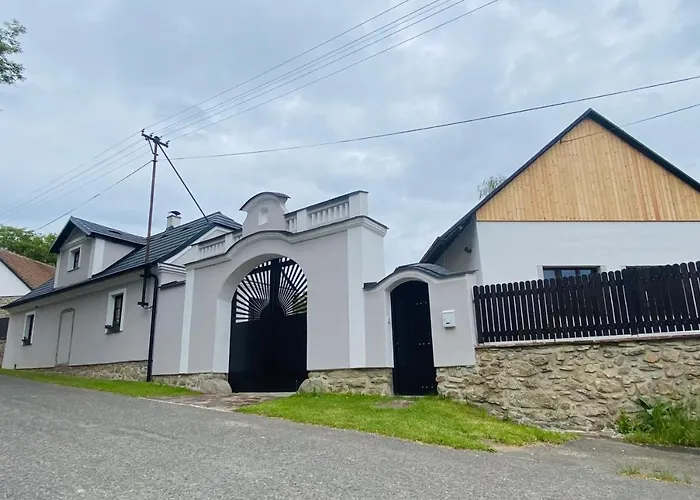 Relax Na Statku U Orlicke Prehrady Apartment