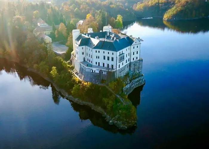 Relax Na Statku U Orlicke Prehrady Klucenice